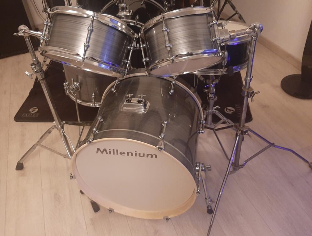 Millenium Drumstel -Bijna Compleet en Zo Goed als Nieuw, Muziek en Instrumenten, Drumstellen en Slagwerk, Ophalen, Zo goed als nieuw