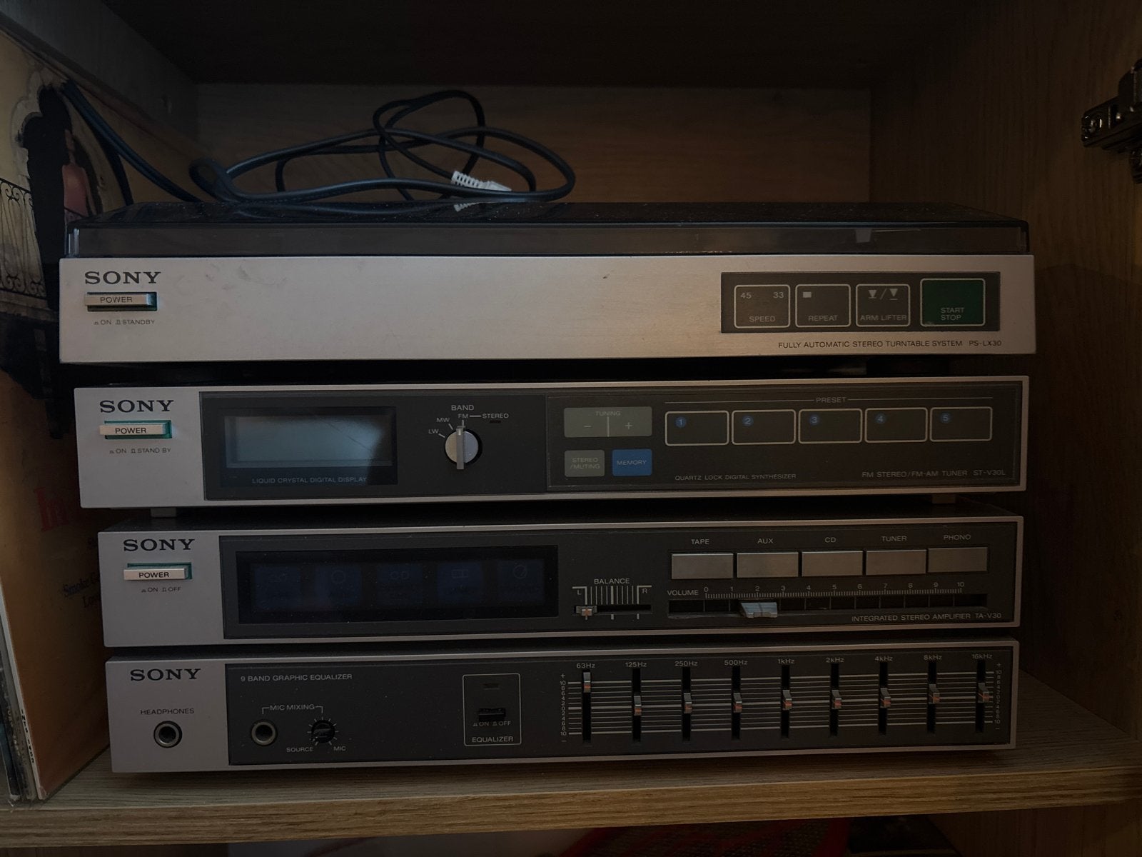 Sony V30 stereoset versterker + platenspeler (defect), Audio, Tv en Foto, Ophalen, Niet werkend, Platenspeler, Sony
