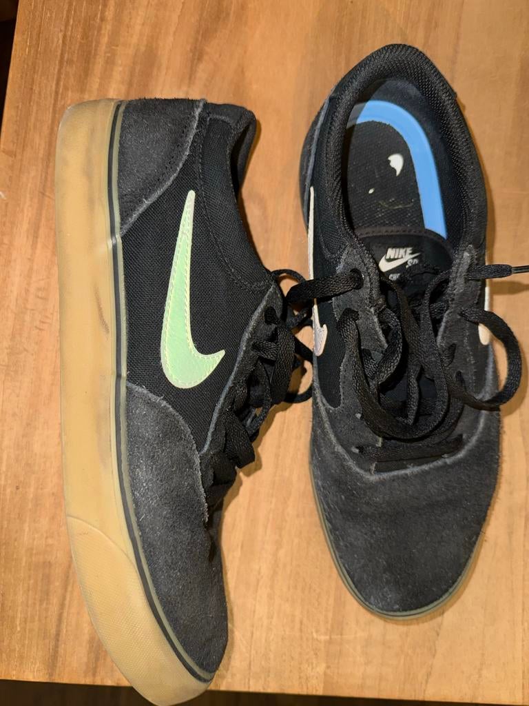 Nette Nike SB sportschoenen, Ophalen of Verzenden, Zo goed als nieuw, Zwart, Sneakers of Gympen