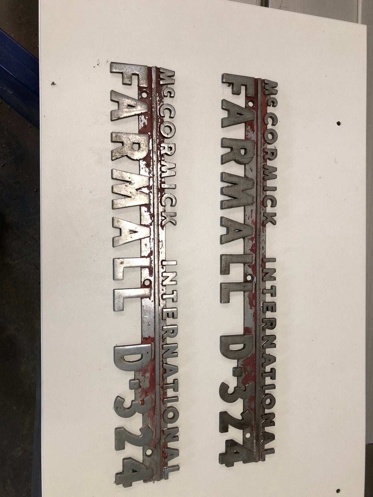 Embleem tractor, Ophalen, Zo goed als nieuw