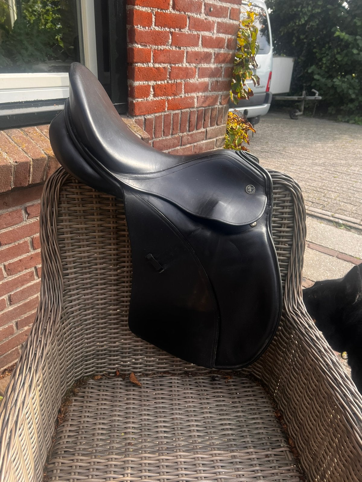 Kieffer München veelzijdigheid zadel 17,5 inch incl riemen, Ophalen, L (17.5 inch), Gebruikt, Kieffer