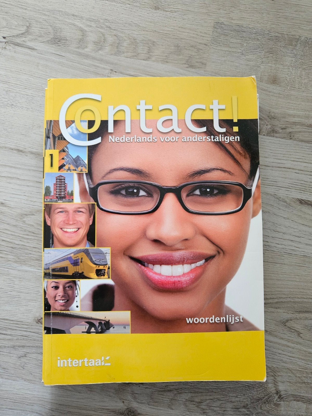 Contact! Nederlands voor anderstaligen 1 - woordenlijst, Boeken, Gelezen, Non-fictie, Nederlands, Ophalen of Verzenden