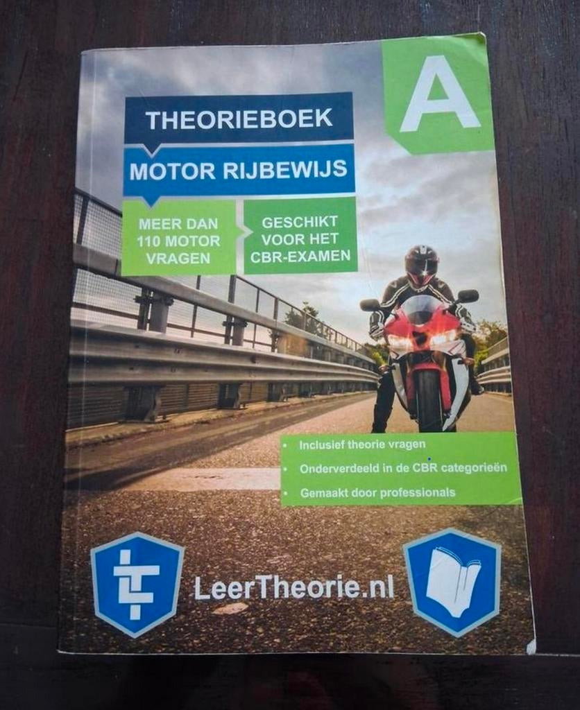 Motor theorieboek A, Boeken, Ophalen, Zo goed als nieuw