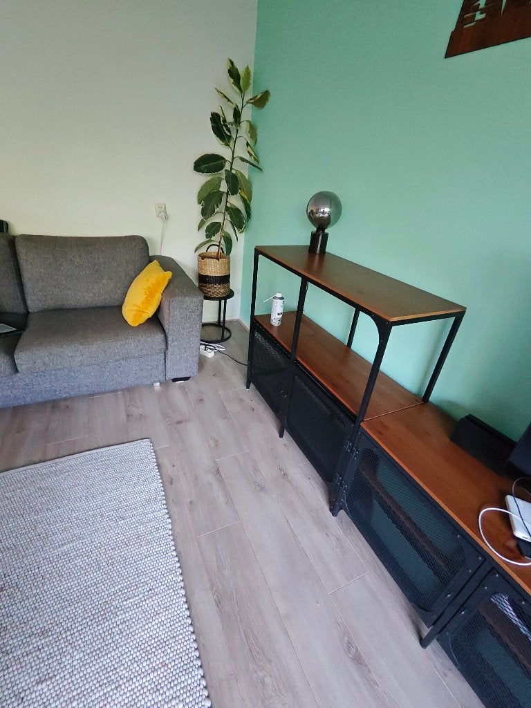 Laminaatvloer 55m2 plus passtukken met ondervloer, Ophalen, Gebruikt, 50 tot 150 cm, 10 m² of meer