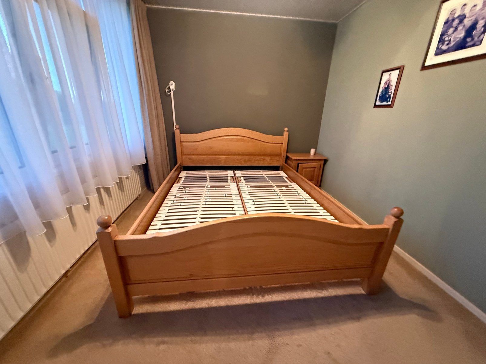 Oisterwijk bedframe met lattenbodems 160x200, Ophalen, Tweepersoons, 200 cm, 160 cm