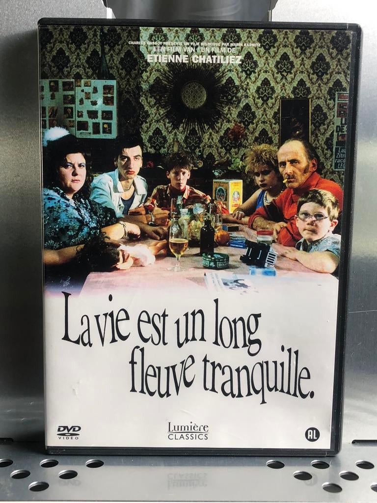 [DVD] La vie est un long fleuve tranquille - NL ondertiteld, Ophalen of Verzenden, 1980 tot heden, Zo goed als nieuw, Actie en Avontuur