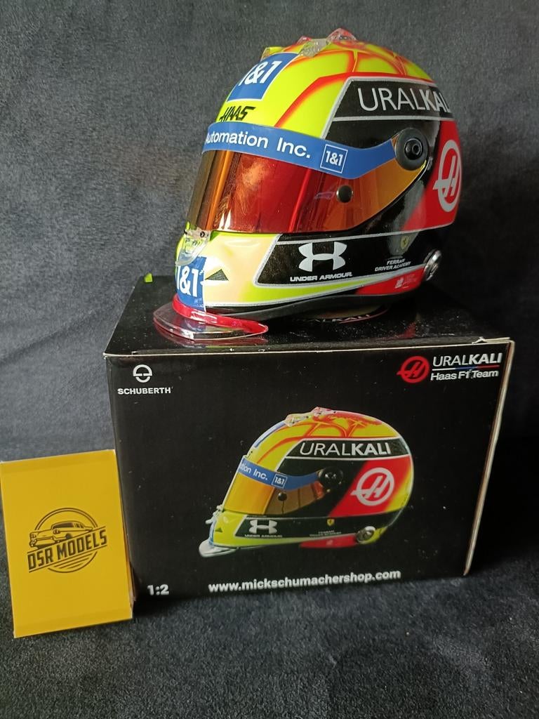 1:2 Helm Van M.Schumacher SALE, Ophalen of Verzenden, Nieuw, Formule 1