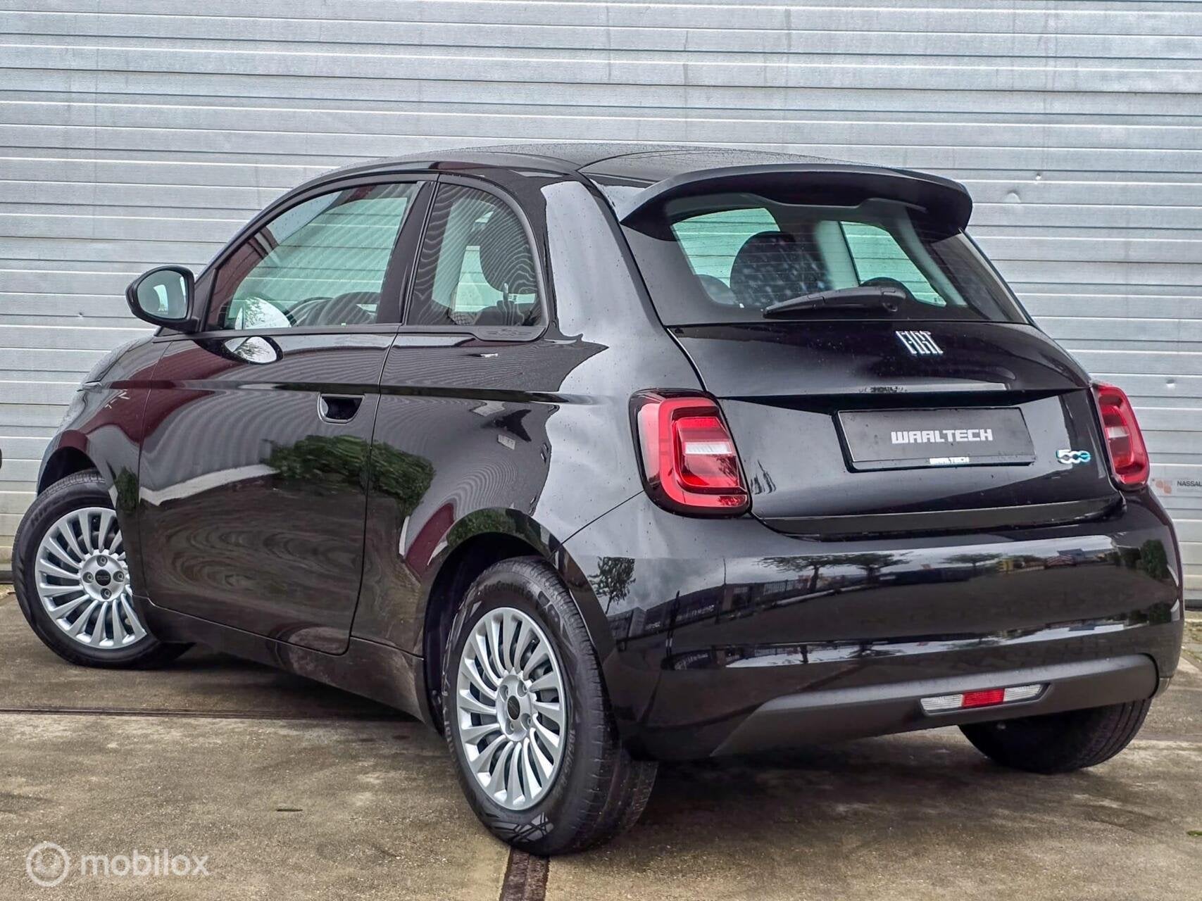 Fiat 500 Action 24 kWh, Gebruikt, 95 pk, 4 stoelen, Zwart