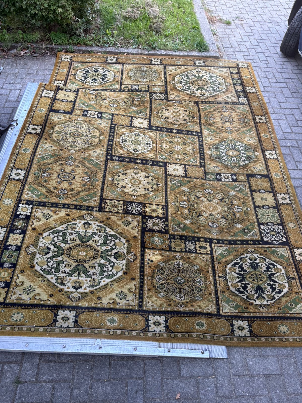 Groot Oosters vloerkleed 250 x 350 cm medaillon patroon, Ophalen, Gebruikt, Bruin, 200 cm of meer