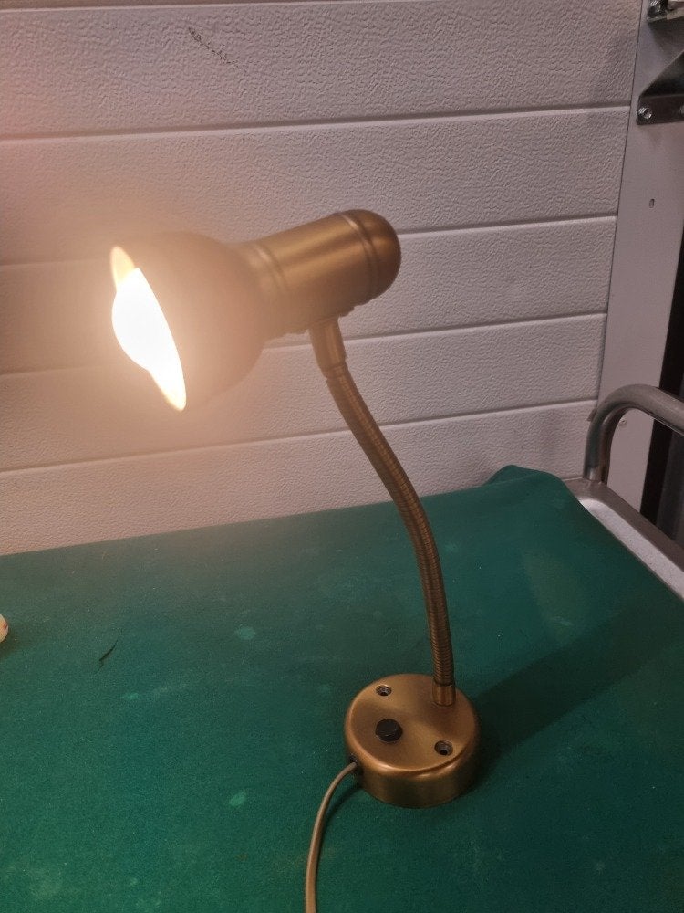 bureau lamp man kwong messing buigzaam, Ophalen of Verzenden, 'T Olde Gre-j, Info@toldegrej.nl, Endepoelstraat 20f Didam