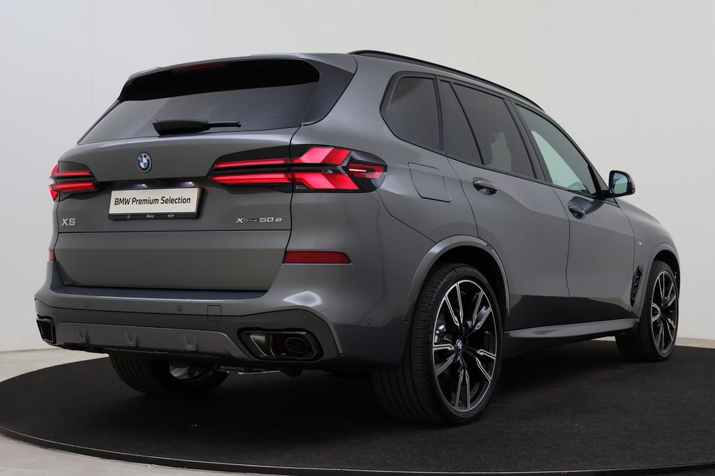 BMW X5 xDrive50e High Executive M Sport Automaat / Panoramad, 2395 kg, Met garantie (alle), Bedrijf, Vierwielaandrijving