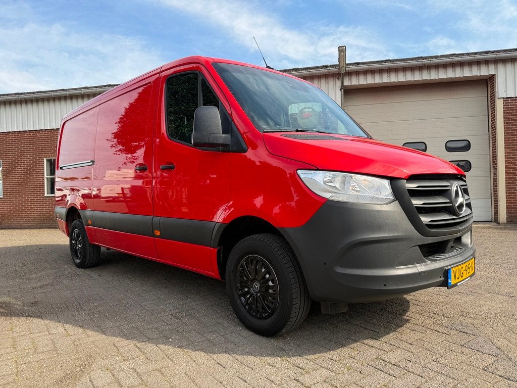 Mercedes-Benz Sprinter 315 1.9 CDI L2H2 3500KG 150PK euro 6, Auto's, Bestelauto's, Bedrijf, Te koop, ABS, Achteruitrijcamera, Airconditioning