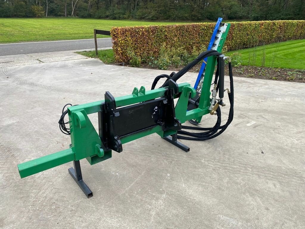 Giant hegknipper, Tobroco, Info@tobroco.nl, Sprendlingenstraat 57
5061 KM  Oisterwijk, NL