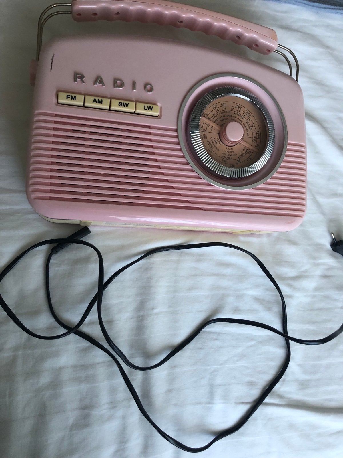 Roze Retro Radio met AM/FM/SW/LW Banden, Audio, Tv en Foto, Ophalen of Verzenden, Gebruikt, Radio