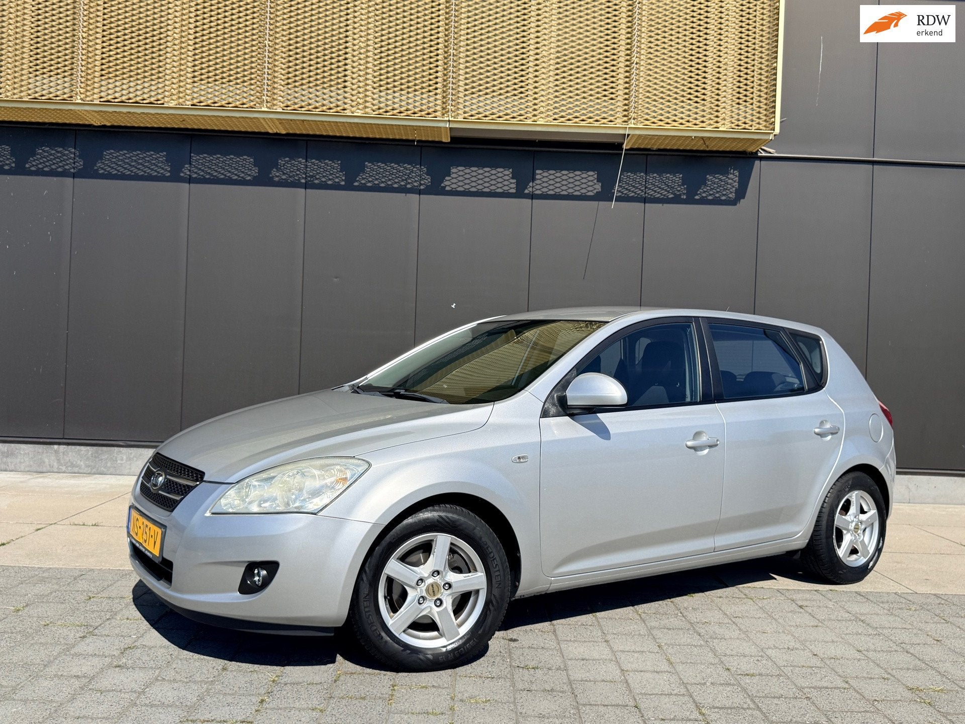 Kia Cee'd 2.0 X-ecutive | Airco | LM velgen | AUX | Elektr r, Auto's, Kia, Voorwielaandrijving, Stof, Gebruikt, Zwart