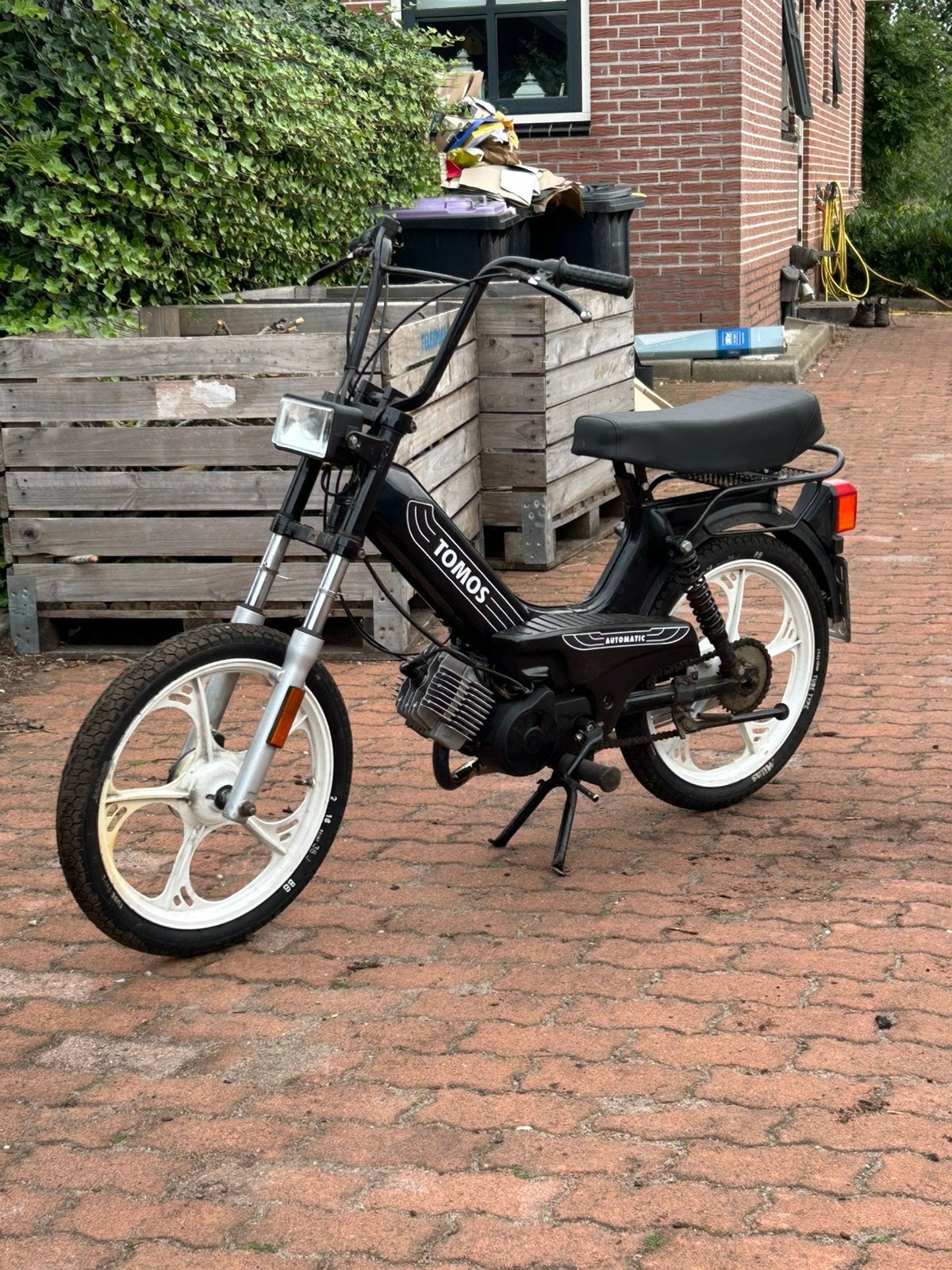 Tomos 50cc snel, Fietsen en Brommers, Brommers | Tomos, Ophalen, Zo goed als nieuw