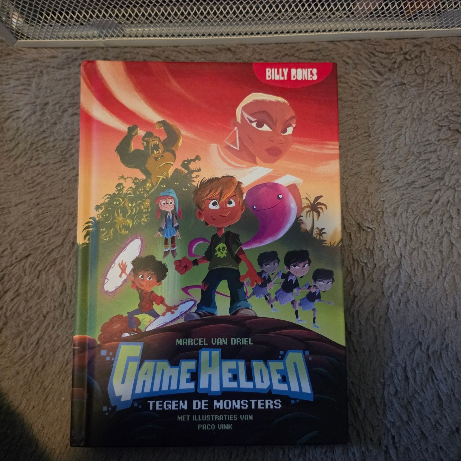 Game Helden: Tegen de Monsters - Marcel van Driel, Ophalen of Verzenden, Zo goed als nieuw, Marcel van Driel