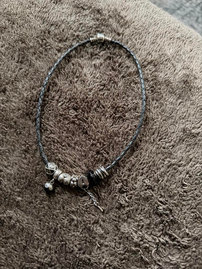 Pandora Ketting & Armband met Bedels, Ophalen of Verzenden, Zo goed als nieuw, Zilver, Met edelsteen
