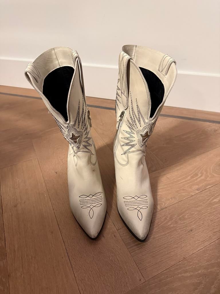 Julia Cerutti witte  leren laarzen met hak, maat 40, Kleding | Dames, Schoenen, Gedragen, Hoge laarzen, Wit, Ophalen of Verzenden