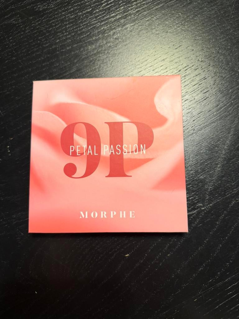 Morphe 9P Petal Passion Eyeshadow Palette, Sieraden, Tassen en Uiterlijk, Uiterlijk | Cosmetica en Make-up, Ophalen of Verzenden