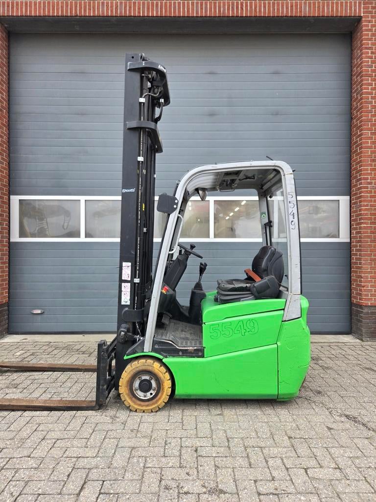 Heftruck Cesab B315 Triplex Sideshift Freelift 7000 mm 2017, Zakelijke goederen, Machines en Bouw | Heftrucks en Intern transport