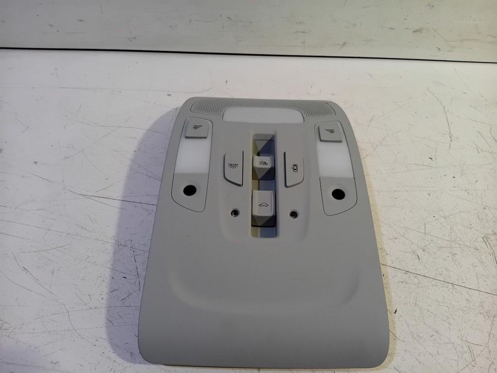 Binnenverlichting Audi A6, Onderdelen@venauto.nl, Van der Ven Autorecycling B.V., Gebruikt, Ettenseweg 76, 4706 PB Roosendaal, The Netherlands