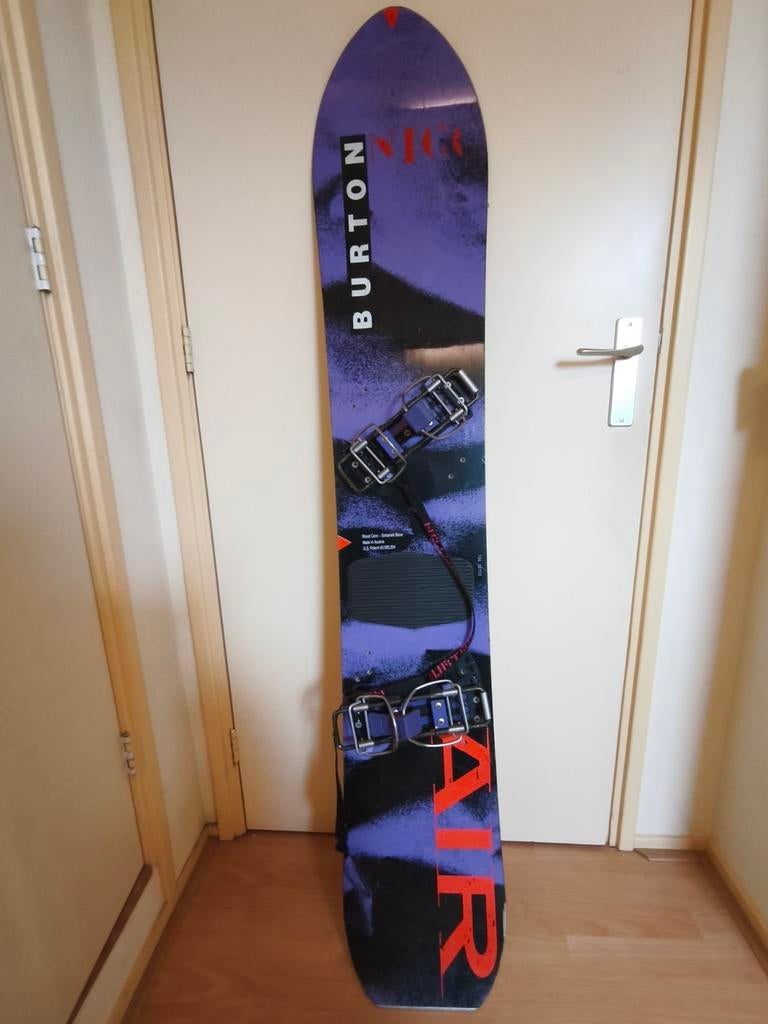 Burton air. IN PRIJS VERLAAGD. Slalom bindingen, Sport en Fitness, Snowboarden, Ophalen of Verzenden, Gebruikt, Board