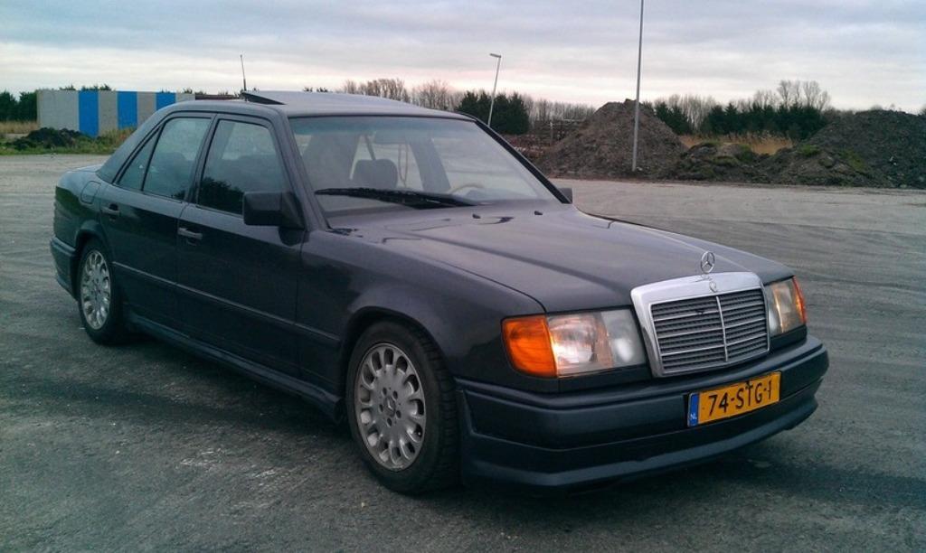 Mercedes 200-Serie 3.0 300 E U9 1985 Grijs AMG, Auto's, Handgeschakeld, Grijs, Particulier, Sedan