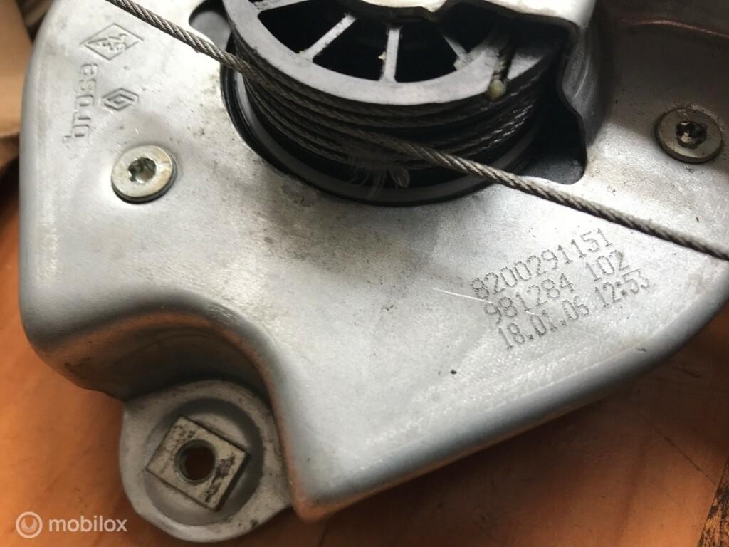 Renault Clio ('05-'12) Elec.raammechanisme Linksachter, Auto-onderdelen, Ophalen of Verzenden, Gebruikt, Renault