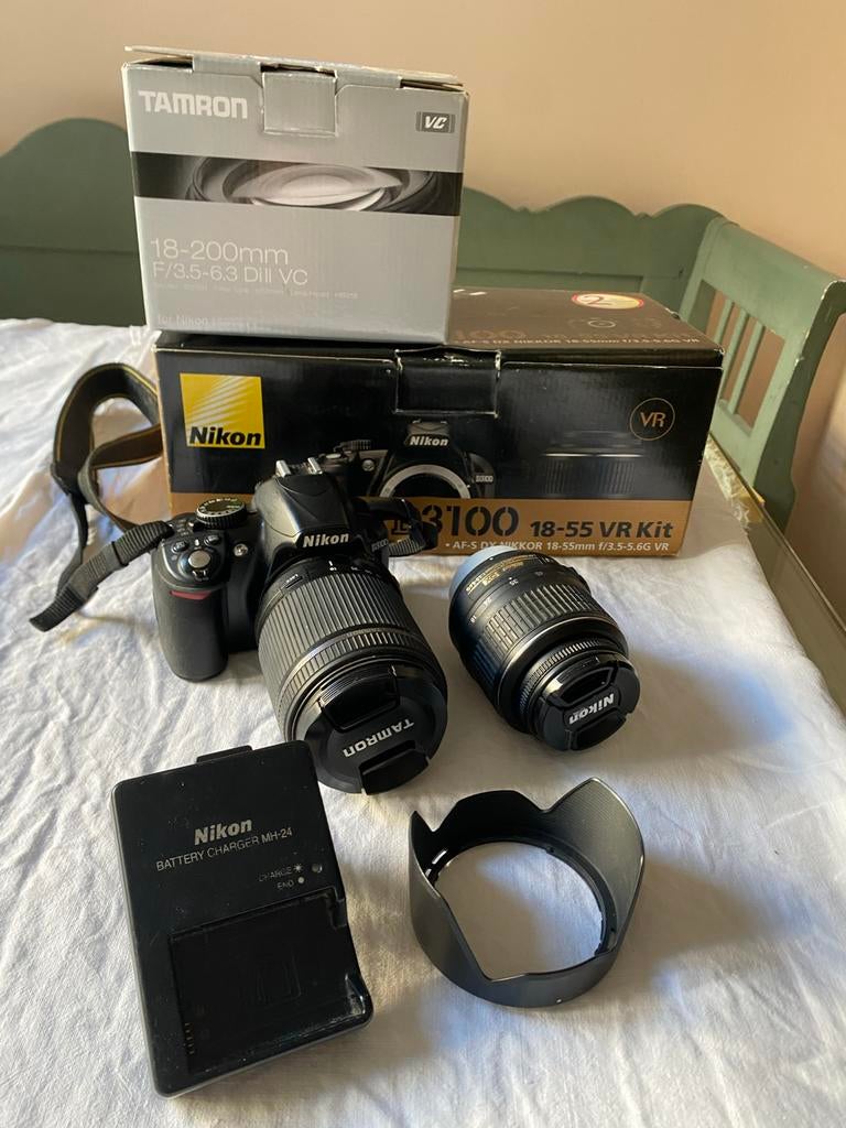 Nikon D3100 met 2 lenzen + dozen, Audio, Tv en Foto, Fotocamera's Digitaal, Gebruikt, Spiegelreflex, Ophalen of Verzenden, Nikon