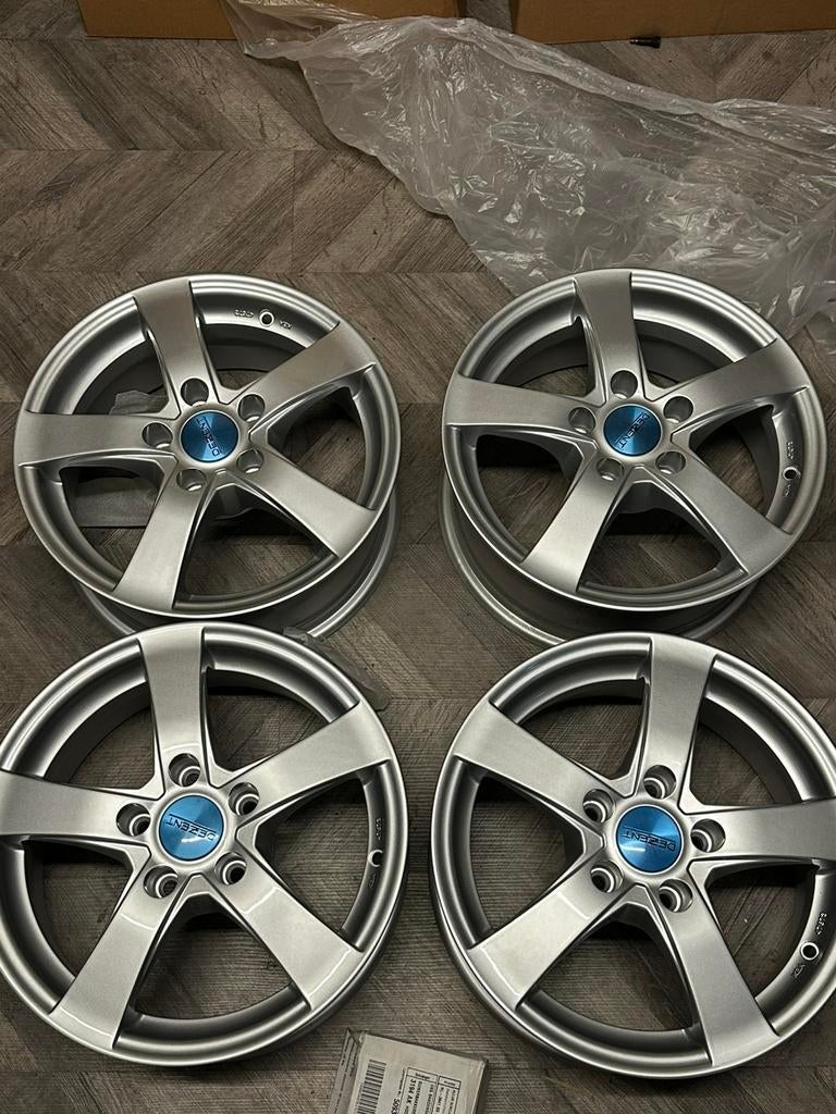 Opel Astra K 15 inch velgen 5x105 nieuw in doos, Auto-onderdelen, Banden en Velgen, Ophalen, 15 inch, Velg(en), Nieuw