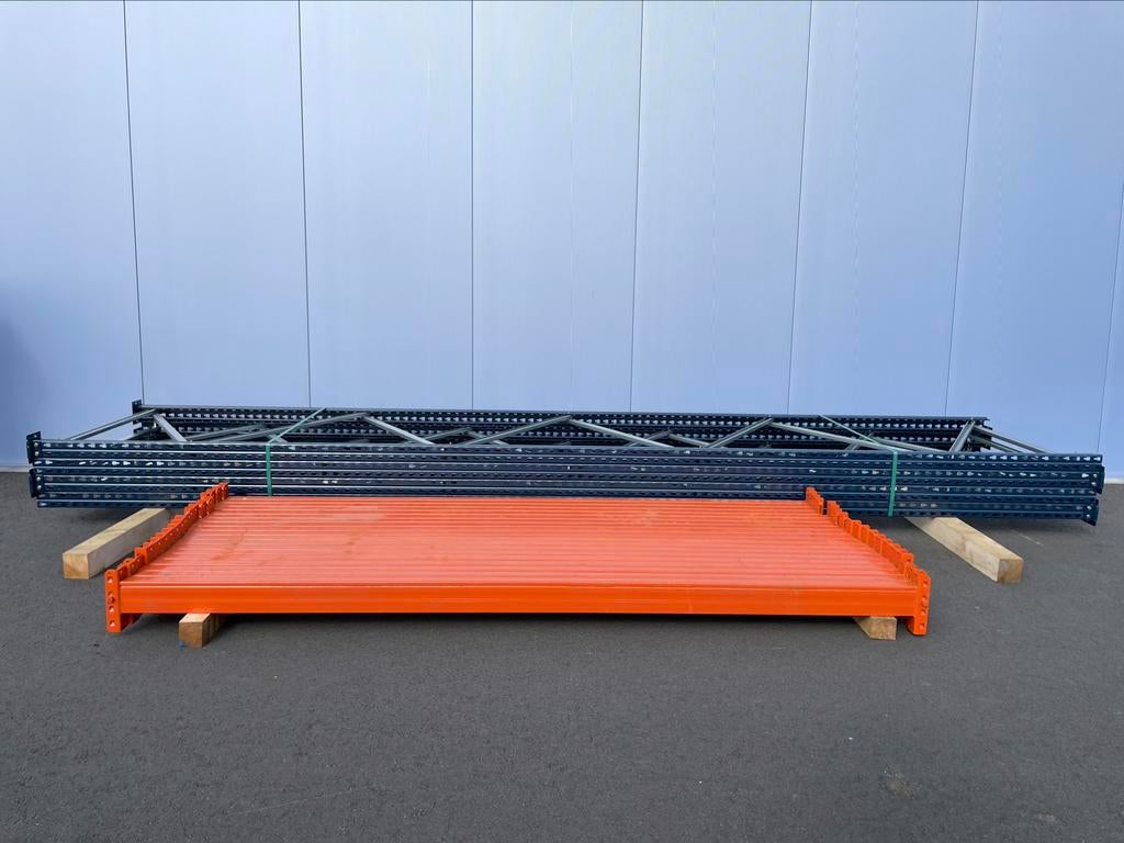 4 staanders 5m en 18 liggers 270 3000 kg Lengte circa 8.40, Ophalen of Verzenden