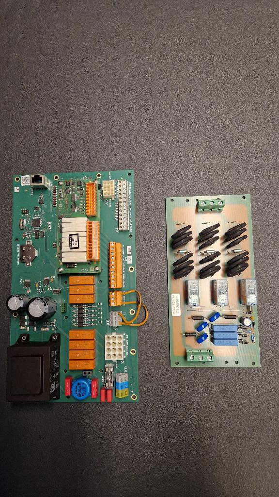 Alpha Innotec softstarter en printplaat, Ophalen of Verzenden, Zo goed als nieuw