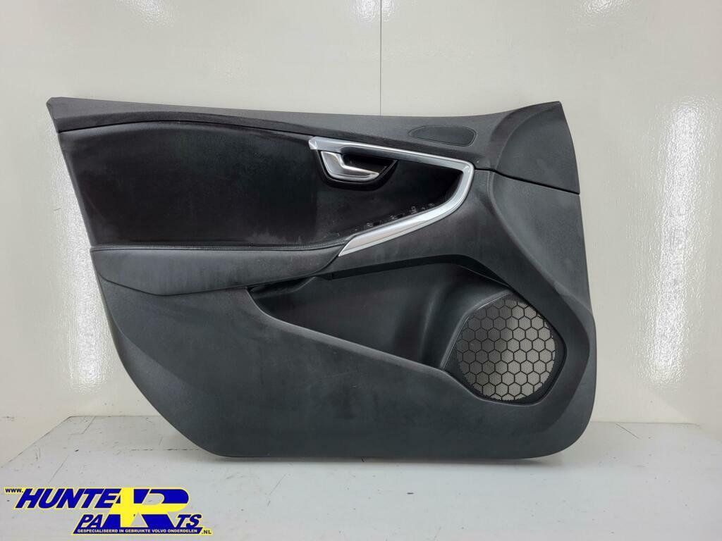 Portierbekleding linksvoor Volvo V40 ('12-'19) 39815585, Ophalen of Verzenden, Gebruikt