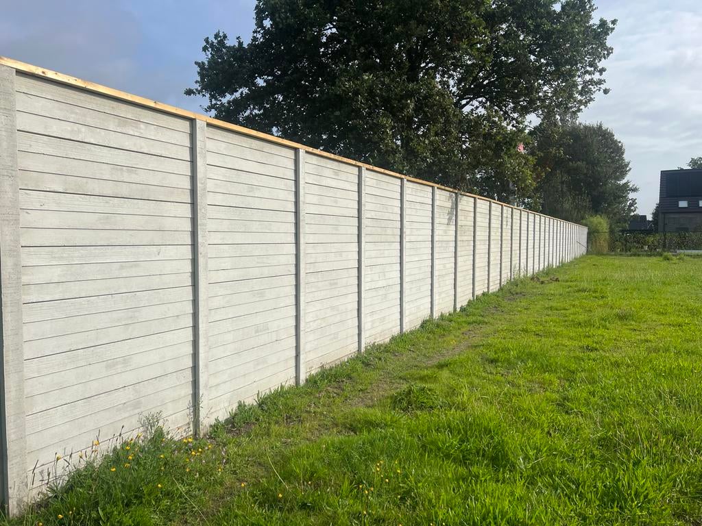 Beton Schuttingen, Overige materialen, Minder dan 3 meter, Ophalen of Verzenden, Zo goed als nieuw