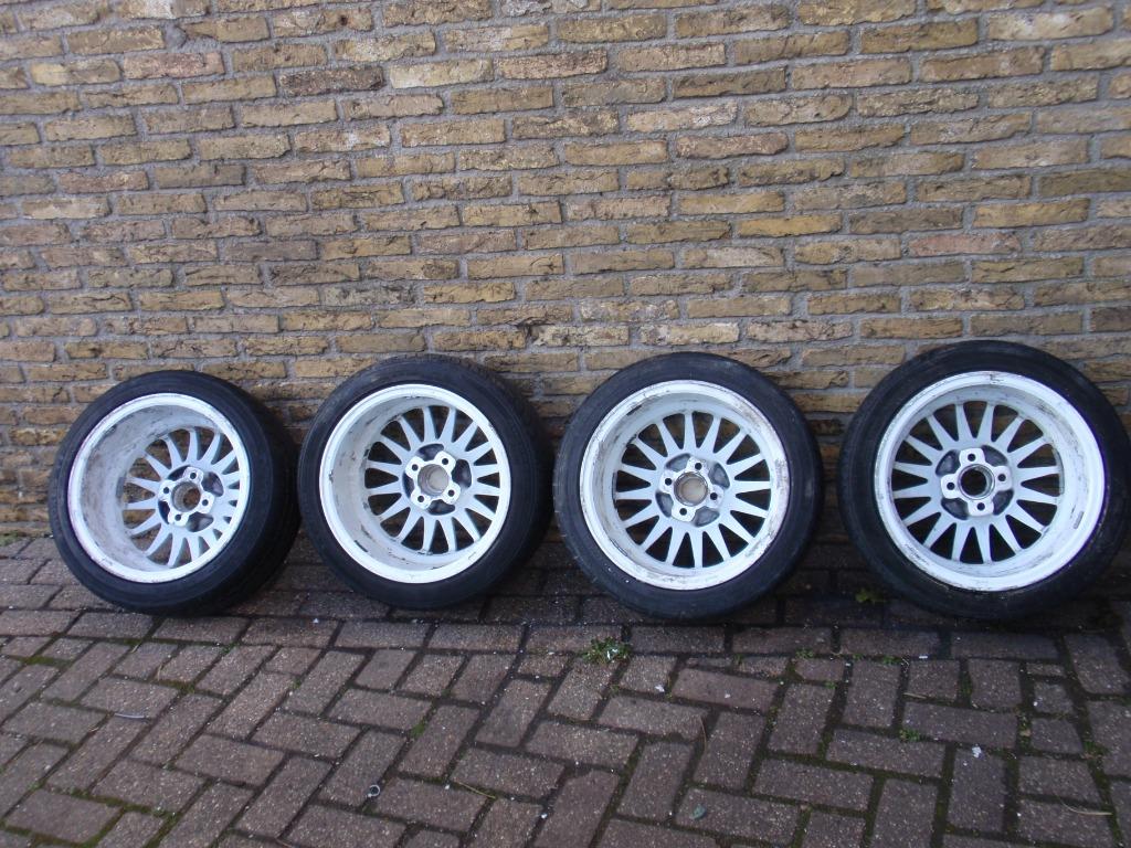 Sebring sporteinddemper + OZ witte velgen Renault CLIO., Ophalen, Gebruikt, Renault