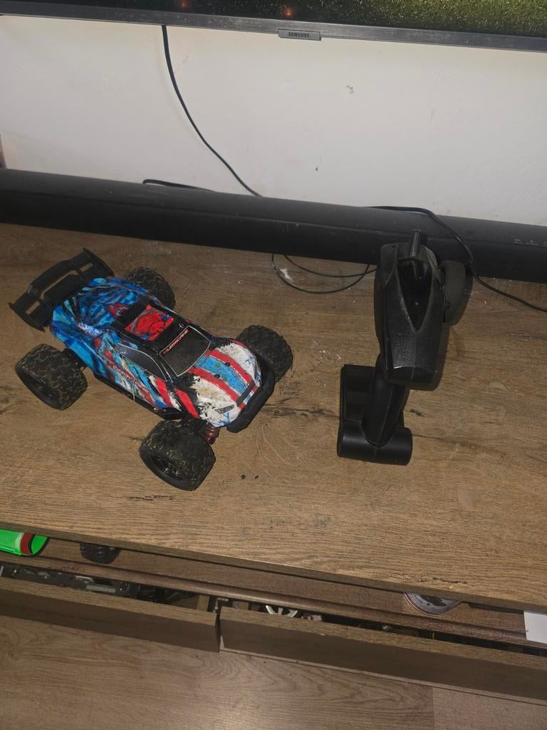 Rc auto, Hobby en Vrije tijd, Modelbouw | Radiografisch | Auto's, Elektro, Gebruikt, Auto offroad, Ophalen of Verzenden