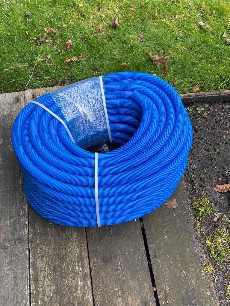 Flexibele elektra buis, Doe-het-zelf en Verbouw, Elektra en Kabels, Ophalen of Verzenden, Nieuw, Kabel of Snoer