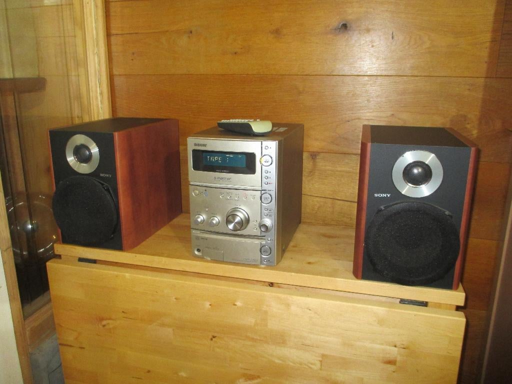 Sony CMT CPZ3 150 Watt Audio set, izgst. CD, cassette, tuner, Gebruikt, Ophalen of Verzenden, Tuner of Radio, Microset