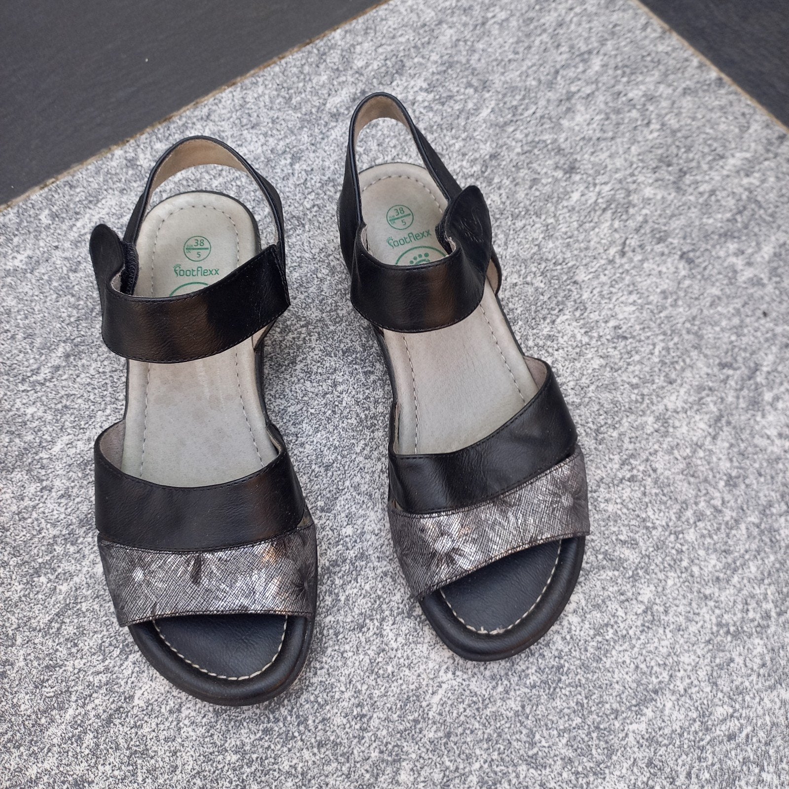 Zgan freeflex schoenen maat 38 koopje nu, Kleding | Dames, Schoenen, Zwart, Zo goed als nieuw, Freeflex, Sandalen of Muiltjes
