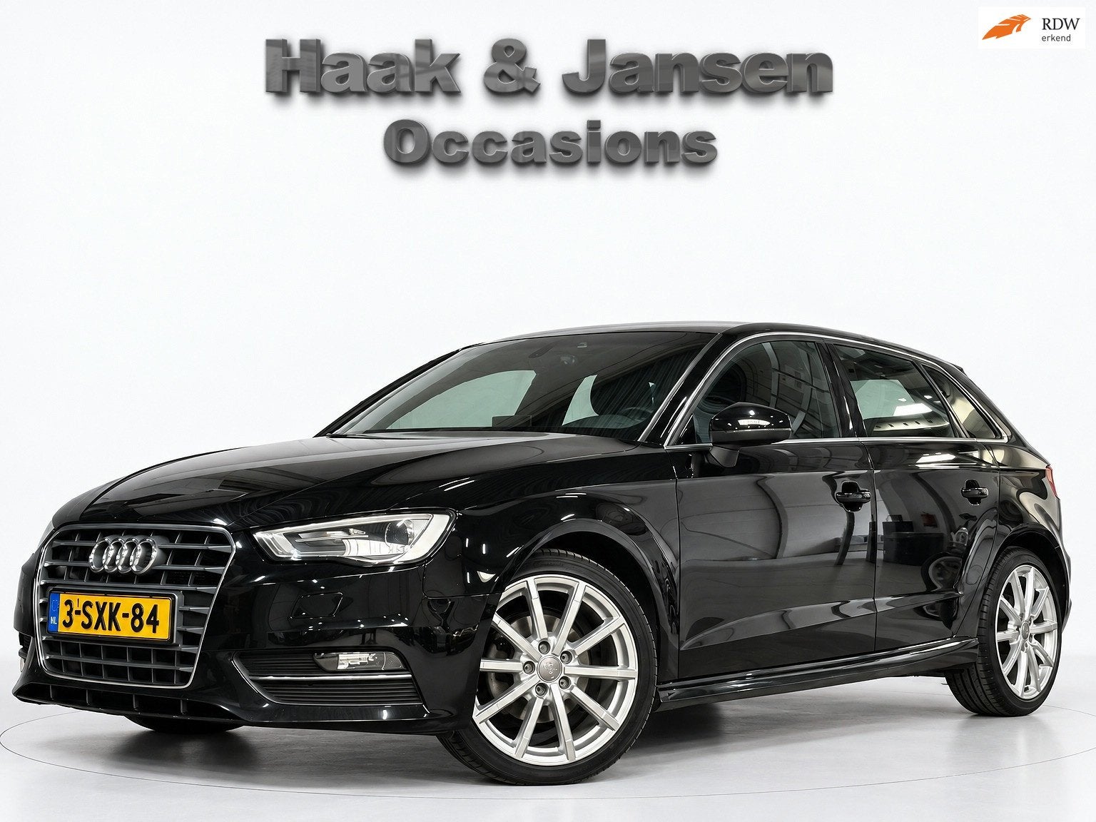 Audi A3 Sportback 1.6 TDI ultra Edition - Stoelverwarming -, Voorwielaandrijving, Euro 5, Gebruikt, 4 cilinders