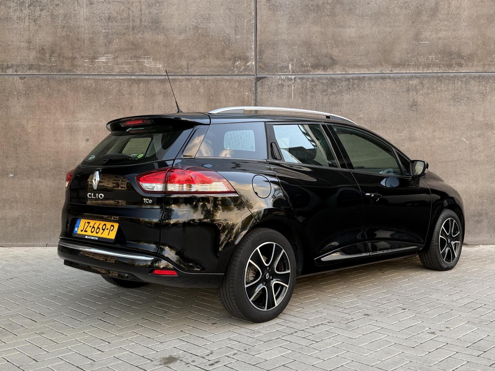 Renault Clio Estate 0.9 TCe Limited | Airco | Navigatie | DA, Auto's, Voorwielaandrijving, 898 cc, Stof, Gebruikt