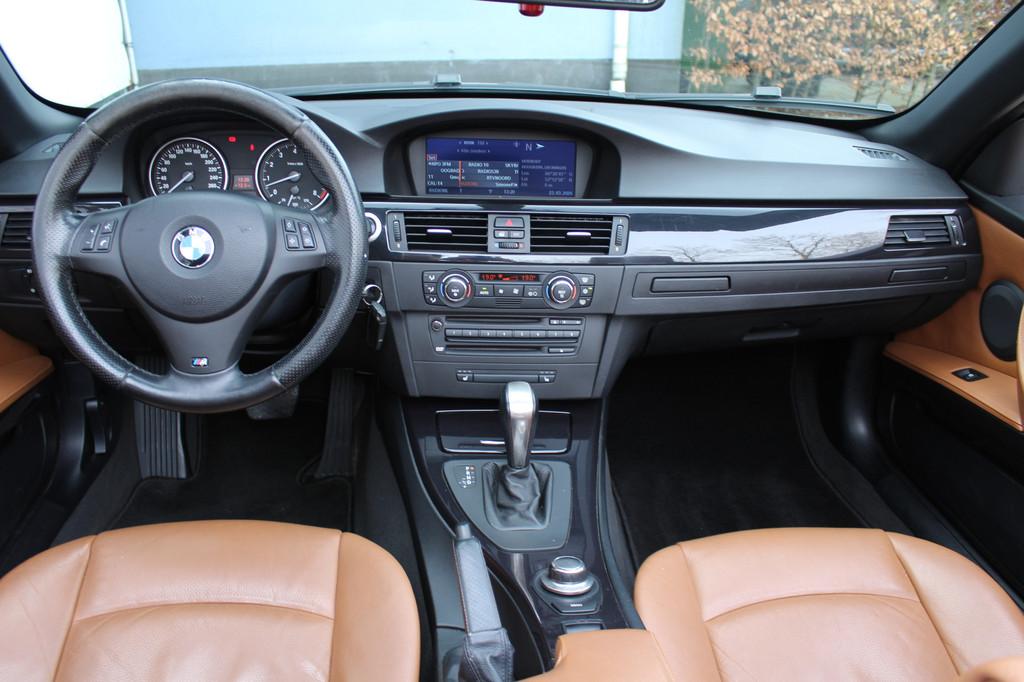 BMW 3 Serie Cabrio 330i | 3.0L 6 Cilinder 272 Pk | Elektrisc, Auto's, BMW, Automaat, Achterwielaandrijving, Gebruikt, Automatische klimaatregeling