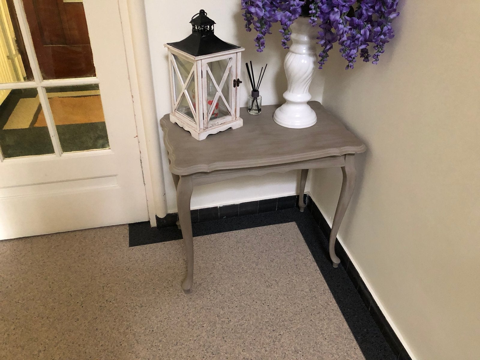 Leuke bijzet tafel of kleine sidetable!, Huis en Inrichting, Ophalen, 50 tot 100 cm, Rond, Zo goed als nieuw