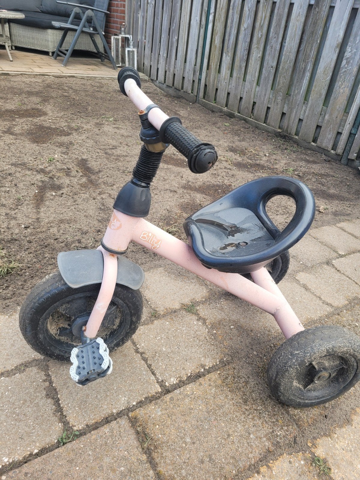 Roze driewieler voor kinderen - Billy merk, Ophalen, Gebruikt, Terugtraprem, Billy