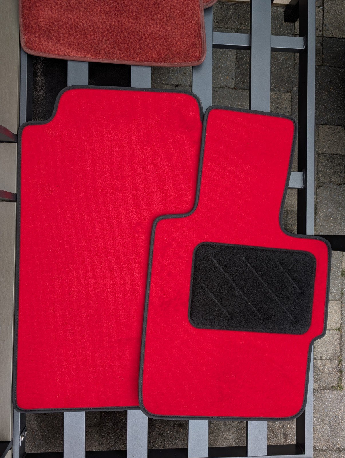 Nieuwe rode automatten voor BMW Z3, Ophalen, Nieuw