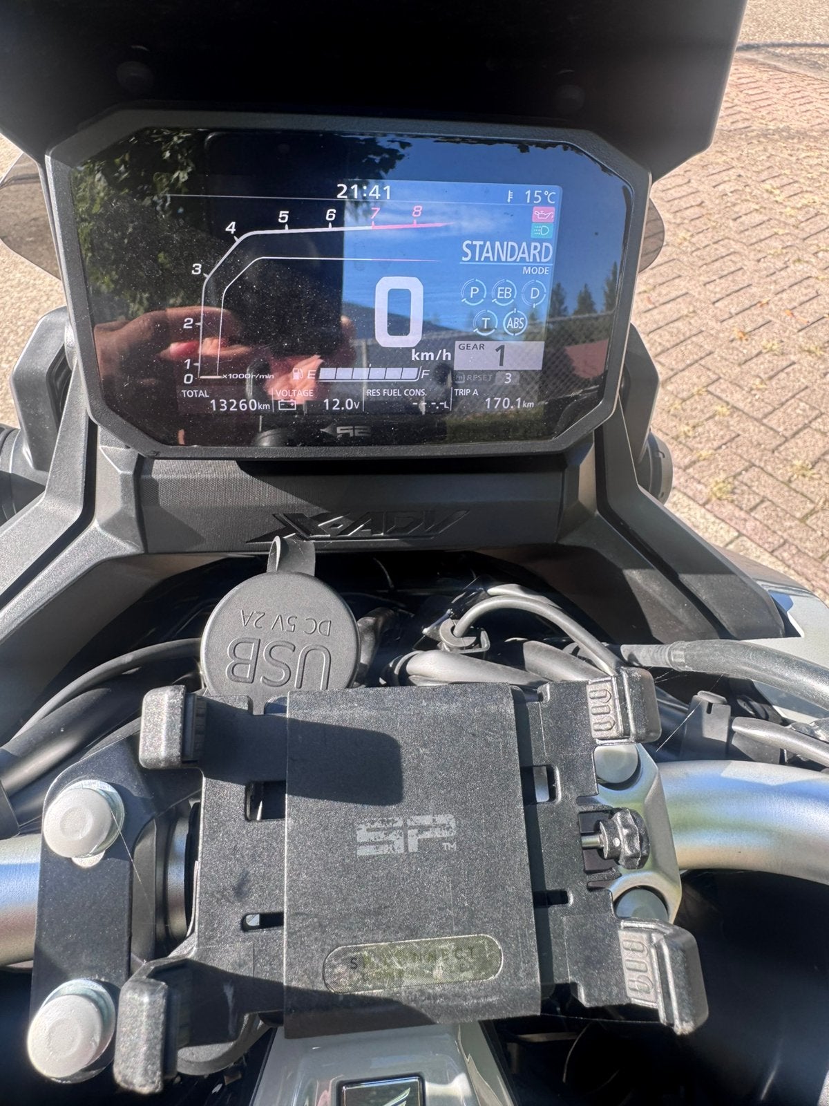 Foto 8 van Honda X-ADV 750| 2023 | Akrapovic | Vol opties | Nardo Grey