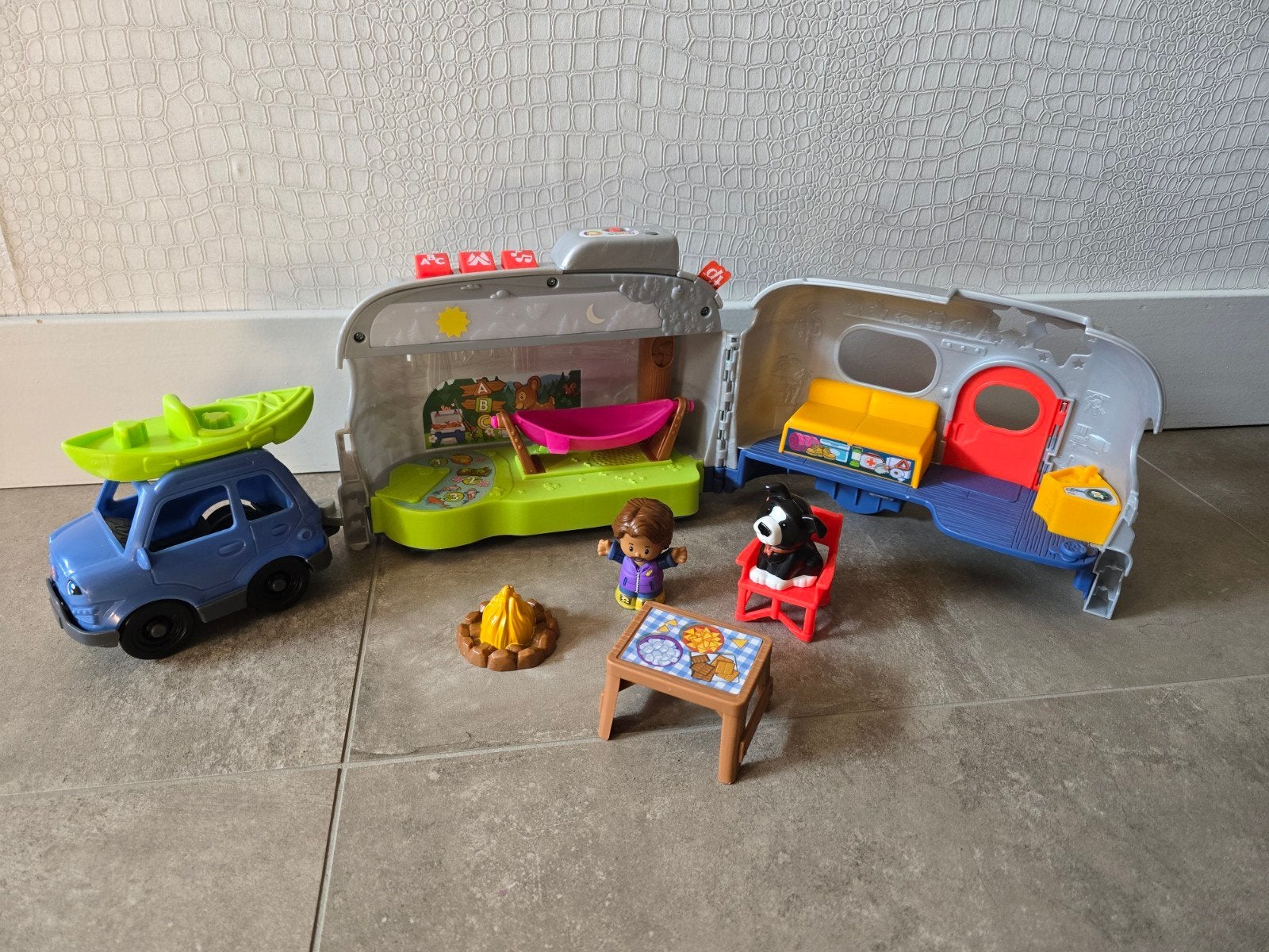 Fisher-Price Little People Camper met geluid en muziek, Ophalen of Verzenden, Zo goed als nieuw, Jongen of Meisje