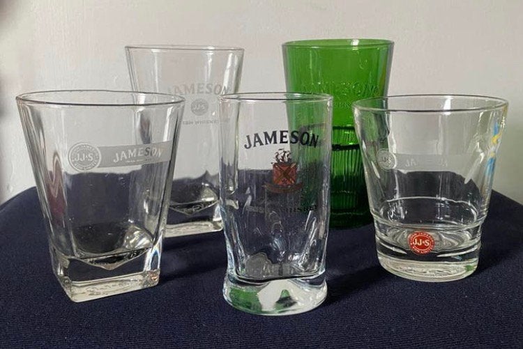 5 Verschillende Jameson whisky glazen:, Ophalen of Verzenden, Zo goed als nieuw, Borrel- of Shotglas