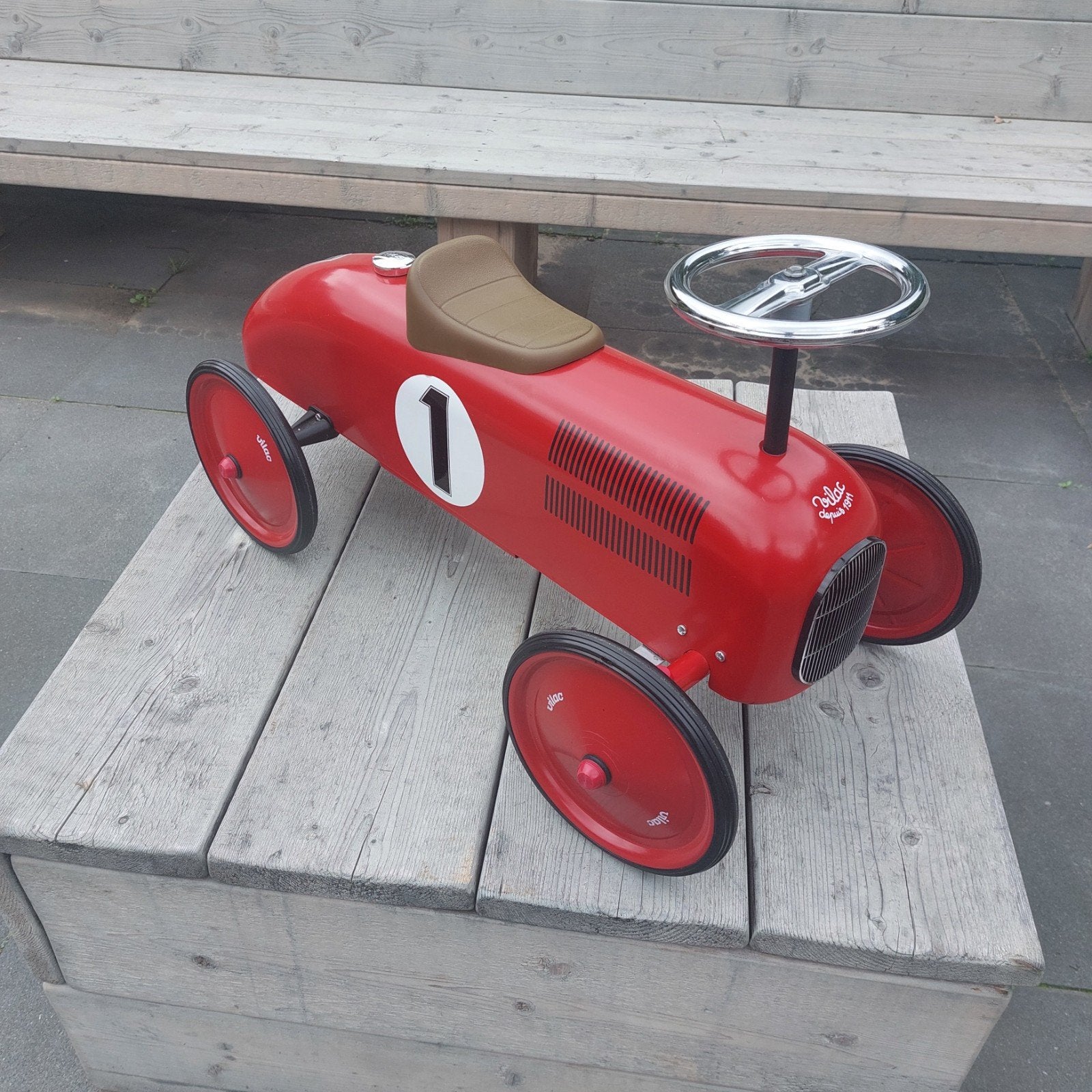 Vilac Loopauto Rood met Nummer 1 - Vintage Stijl, Kinderen en Baby's, Ophalen, Zo goed als nieuw, Loopvoertuig